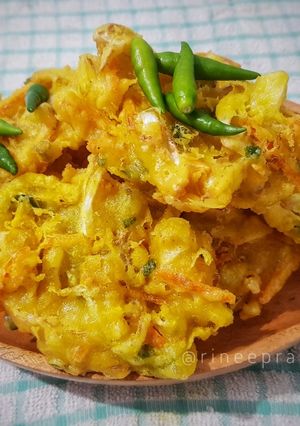 Foto resep Bakwan sayur "renyah tahan lama"