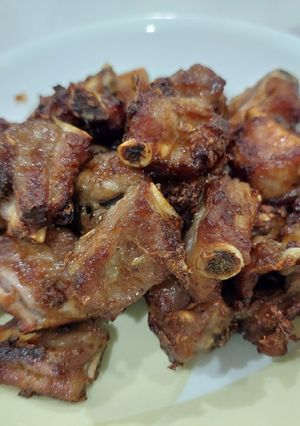 รูปของ ซี่โครงหมูทอดกระเทียมพริกไทย