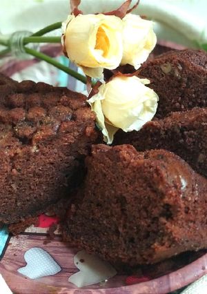 A picture of Easy Cake 🍞 with Milk 🥛 and Cocoa without a Mixer.