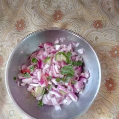 A picture of Kachumar Salad.