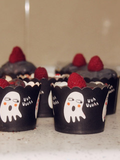 Una foto de Magdalenas veganas de Halloween