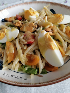 Una foto de Ensalada de caserecce y mejillones