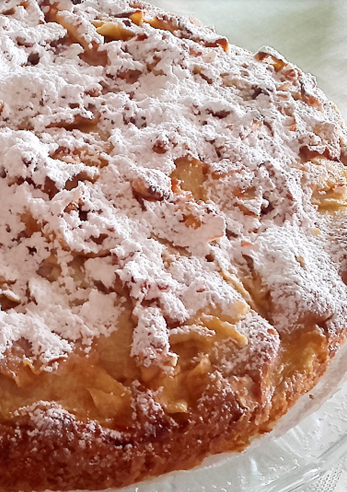 Una foto de Tarta de manzanas y yogurt 🍎