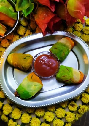 तिरंगा समोसा (tiranga samosa recipe in Hindi) रेसिपी मुख्य फोटो