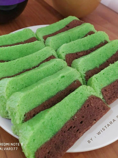 Foto resep Bolu Kukus Pandan Coklat