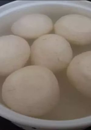 A picture of Rasgulla.