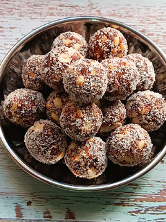 A picture of Dates and Nuts Healthy Laddoo (Sugar Free).