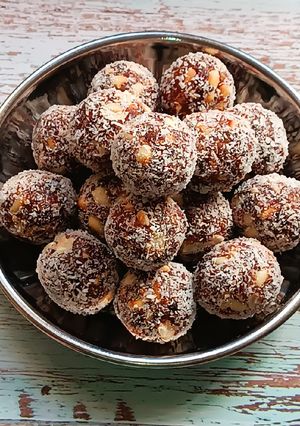 A picture of Dates and Nuts Healthy Laddoo (Sugar Free).