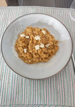 Una foto de Risotto de calabaza y queso azul