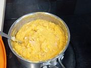 Una foto de pure de papas con atun