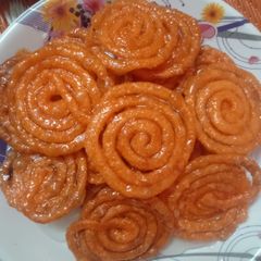 Instant jalebi A picture of Instant jalebi.
