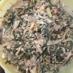 รูปของ Tumis pedas Jantung pisang + daun singkong