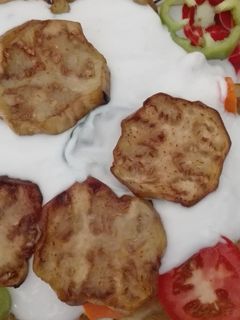 صورة لوصفة سلطة الباذنجان والخضار بالزبادي
