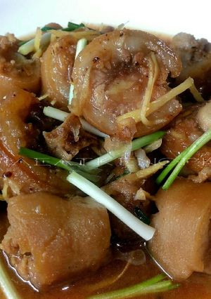 รูปของ ผัดต้มส้มหางหมู