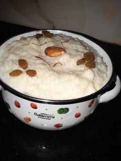 बासमती चावल की खीर (basmati chawal ki kheer recipe in hindi) रेसिपी मुख्य फोटो