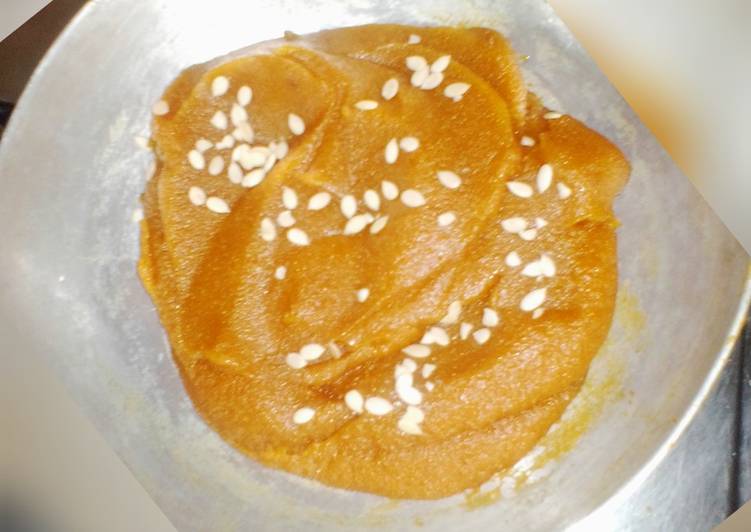 Recipe of Quick Gram flour & Samolina Halwa