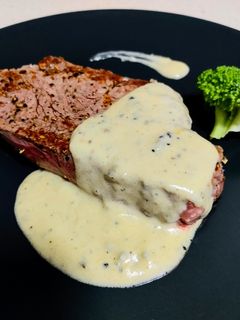 Una foto de Solomillo de ternera con salsa gorgonzola