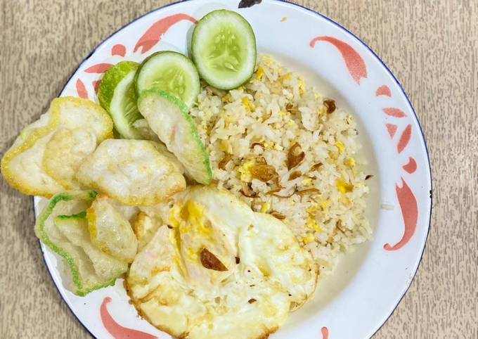 Resep Nasi Goreng Telur Ayam oleh Rini Dwi Astuti - Cookpad
