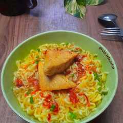 รูปของ Mie Tahu Kuah Kuning Khas Balikpapan ala Violet Azalea