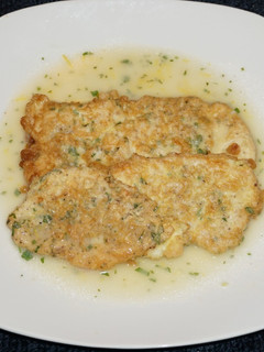 Una foto de FILETES DE POLLO A LA FRANCESA. JON STYLE