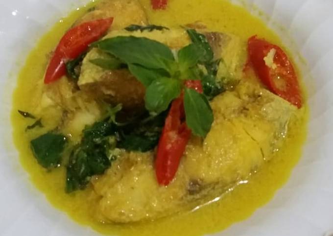 Resep Gulai  Ikan Tenggiri  oleh UmmuThorAlVi Cookpad