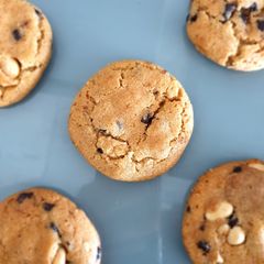 A picture of Chocolate chip Cookies.