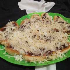 A picture of Pisang Kepok Penyet Cokelat Keju.