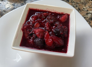 Una foto de Salsa Mermelada de Frutos Rojos Keto - Sin Tacc