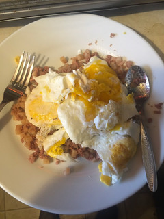 A picture of Eggs.