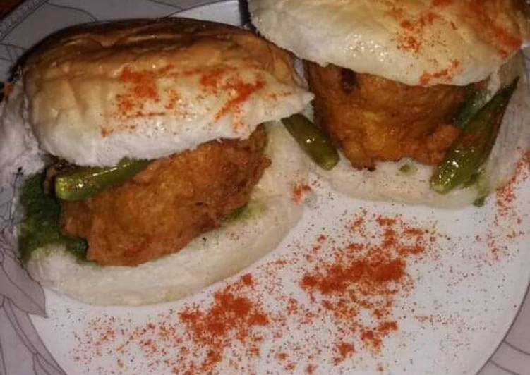 Vada Pav🌈🌈🍞🍞💁   #KokabandCookpad