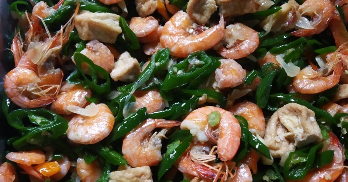  Resep  Tumis udang  cabe hijau oleh Bunda Vinda Cookpad