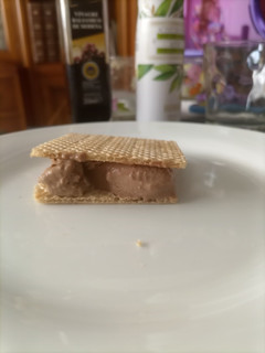 Una foto de Corte helado de gianduia o Nutella