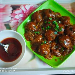 A picture of Bread Manchurian.