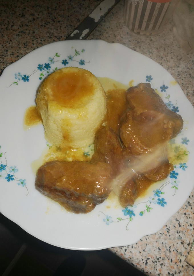 Una foto de Carrillada en salsa con cuscús