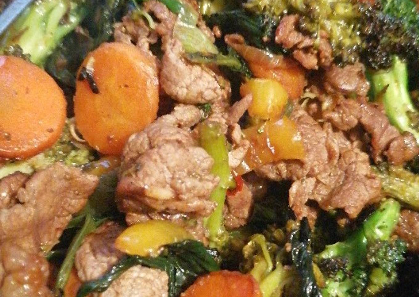 Carne de res con verduras estilo chino