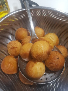 A picture of Nigerian buns.