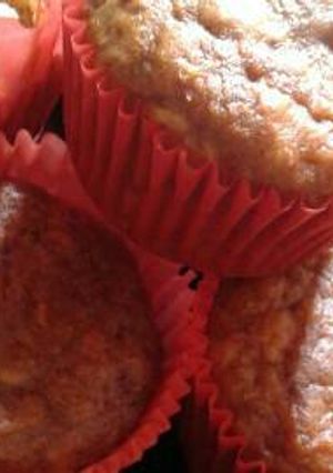 A picture of Healthy Oatmeal and Banana Cupcakes.