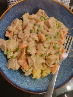 A picture of Chicken with Vegetables in a Cream Sauce.