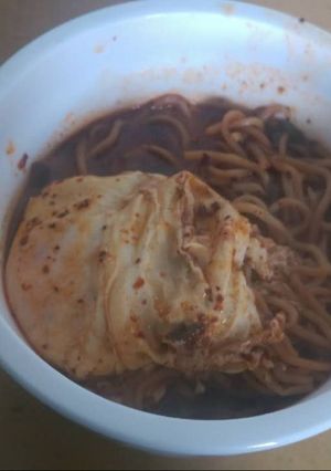 รูปของ บะหมี่ต้มยำไข่
