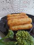 Potato cheese with broccolini