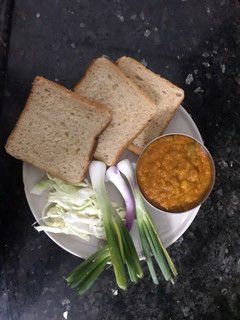 પાંવભાજી (Pavbhaji Recipe In Gujarati) રેસીપી મુખ્ય ફોટો