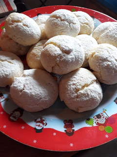 Una foto de Galletas de limón 🍋🍋