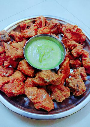 A picture of Chicken 65..