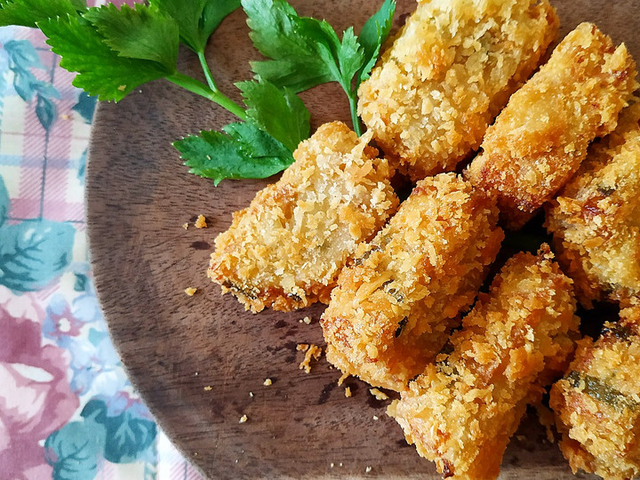 Bagaimana Menyiapkan Nugget Ayam Sayuran, Enak