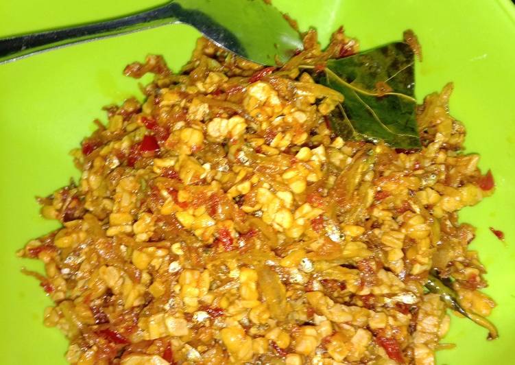 Cara Gampang Menyiapkan Kering tempe teri pedas manis, Bisa Manjain Lidah