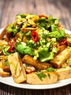 涼拌豆干 (10分鐘小菜) 的食譜成品照片