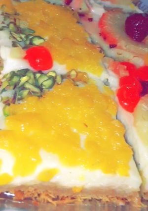 صورة لوصفة كنافه مع مهلبيه ومكسرات وفواكه 🍓🍇🍒