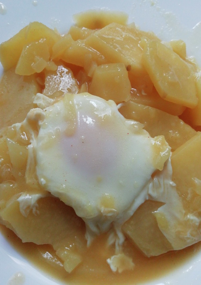 Una foto de Guisado de patatas pobres