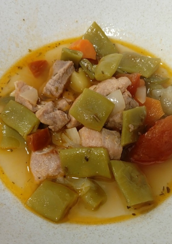 Una foto de Ragout de cerdo con judías verdes