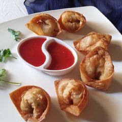 Cheesey Chicken Wontons A picture of Cheesey Chicken Wontons.